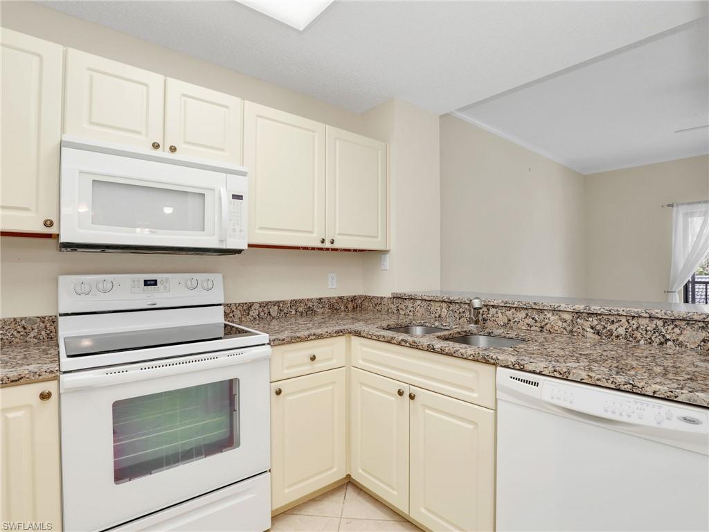 ARBOR TRACE - Residential