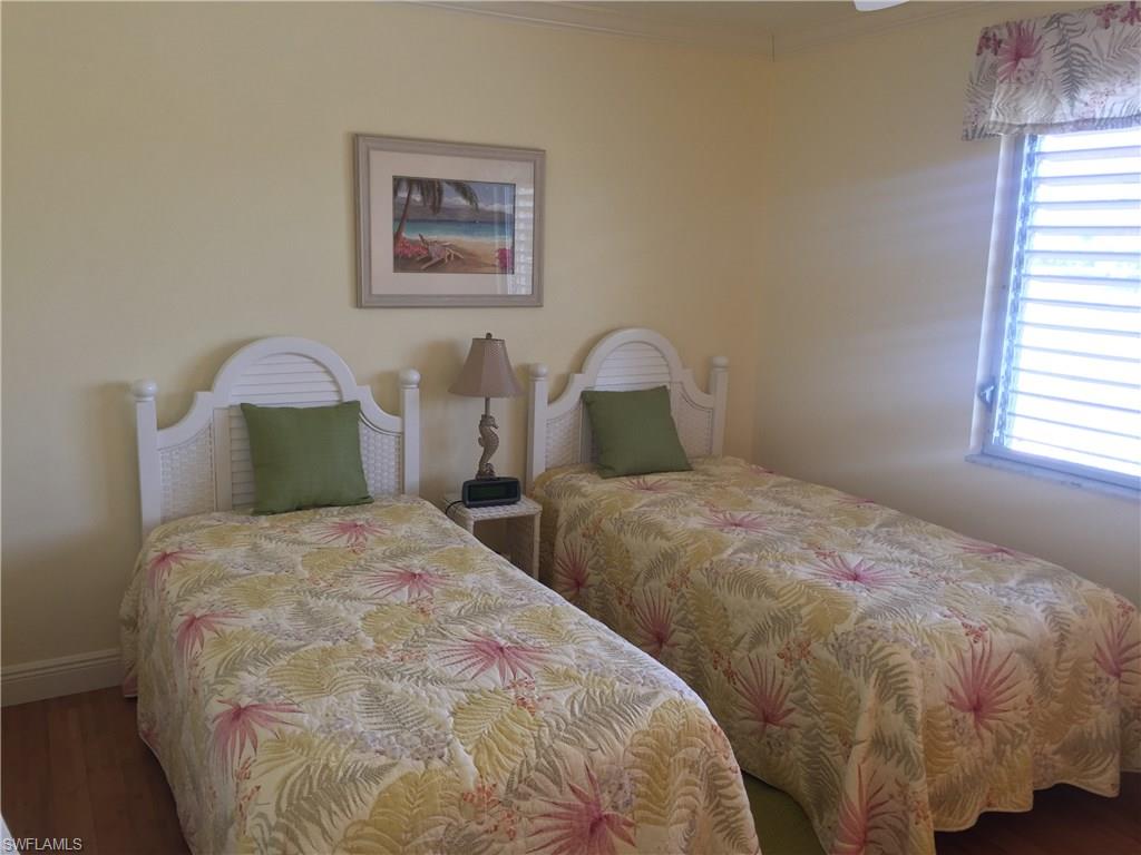 AQUARIUS APTS OF MARCO ISLAND - Residential