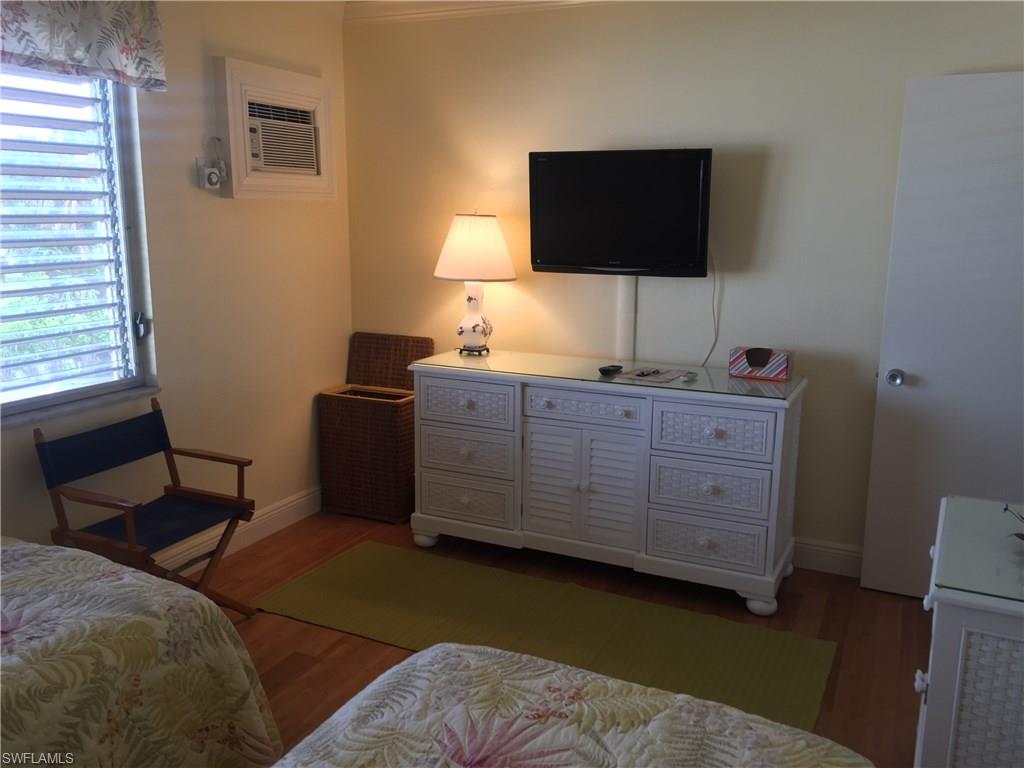 AQUARIUS APTS OF MARCO ISLAND - Residential