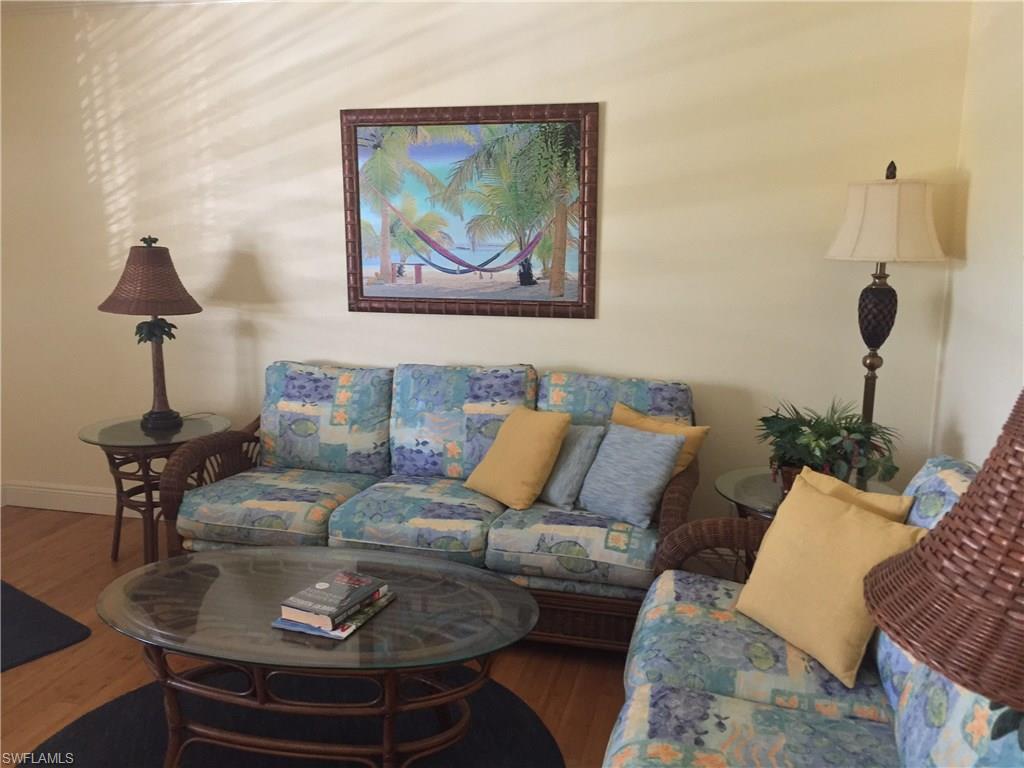 AQUARIUS APTS OF MARCO ISLAND - Residential