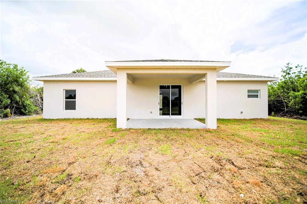 LEHIGH ACRES - Residential