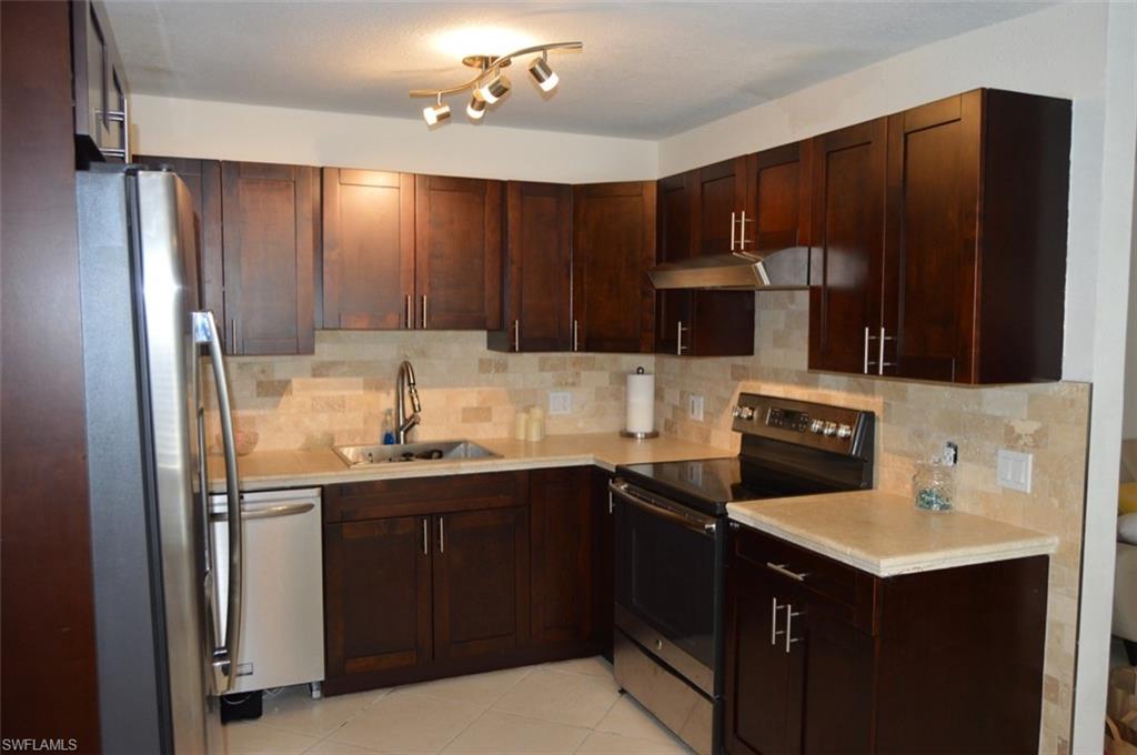 OAK RIDGE MANOR - Residential