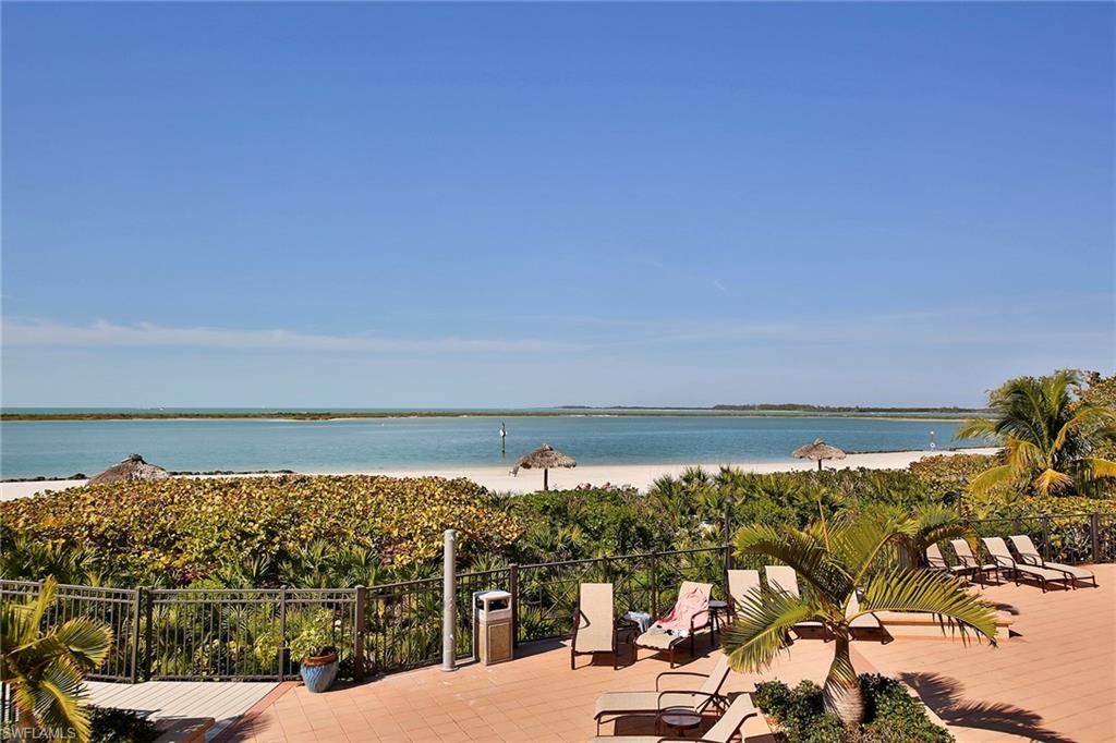 HIDEAWAY BEACH - Land