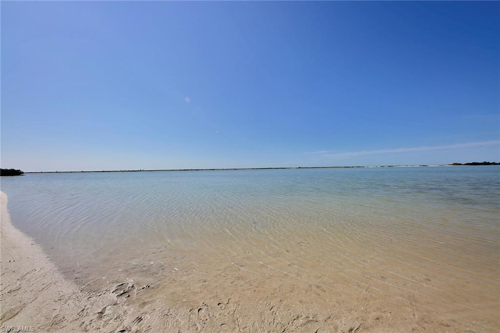 HIDEAWAY BEACH - Land