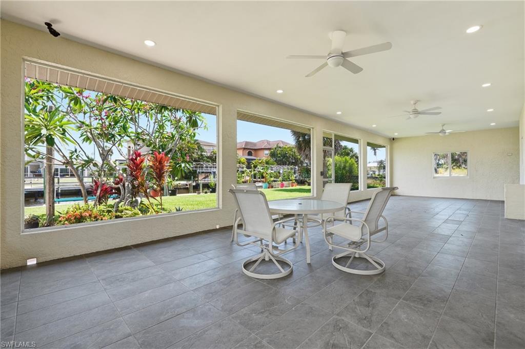 IMPERIAL SHORES - Residential