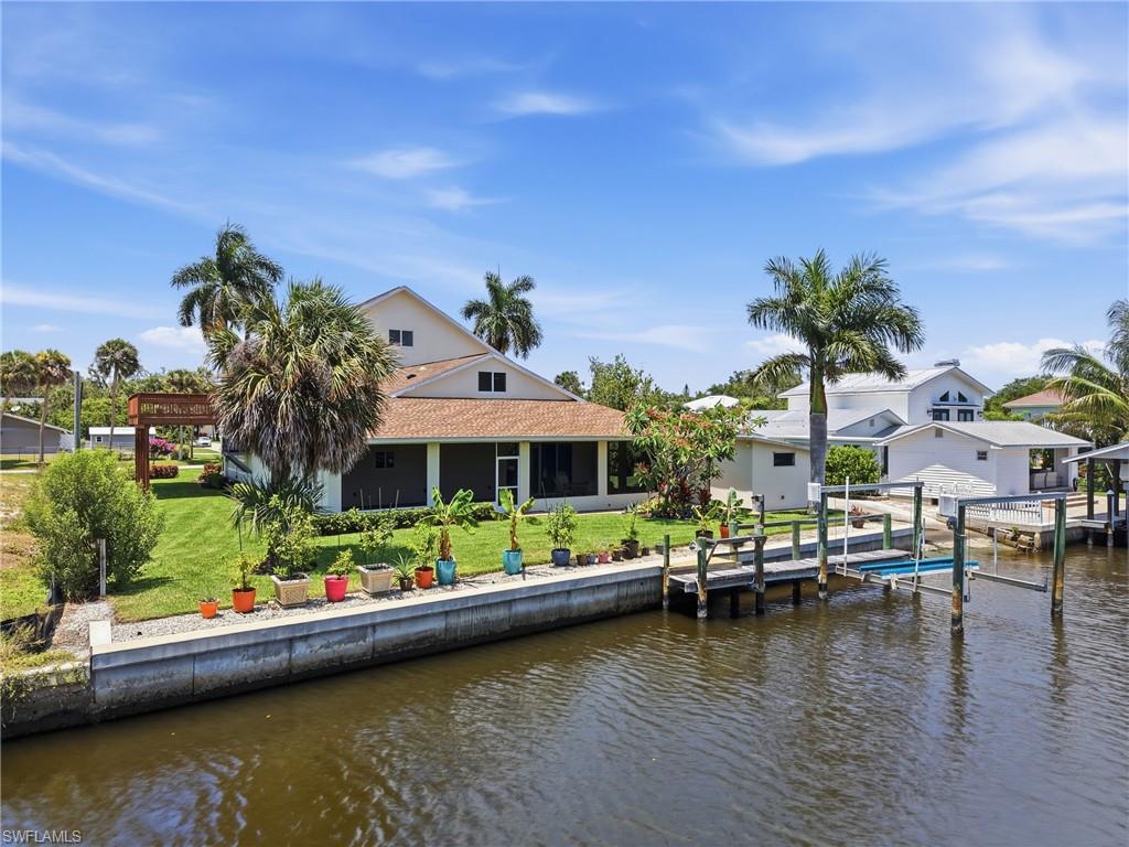 IMPERIAL SHORES - Residential
