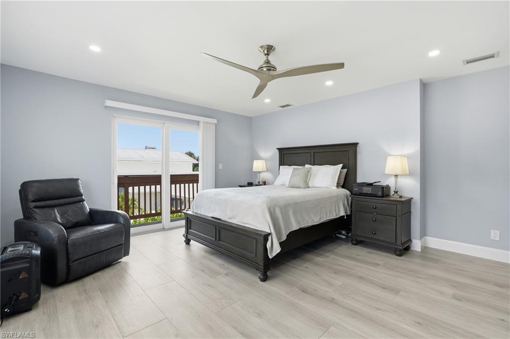 IMPERIAL SHORES - Residential