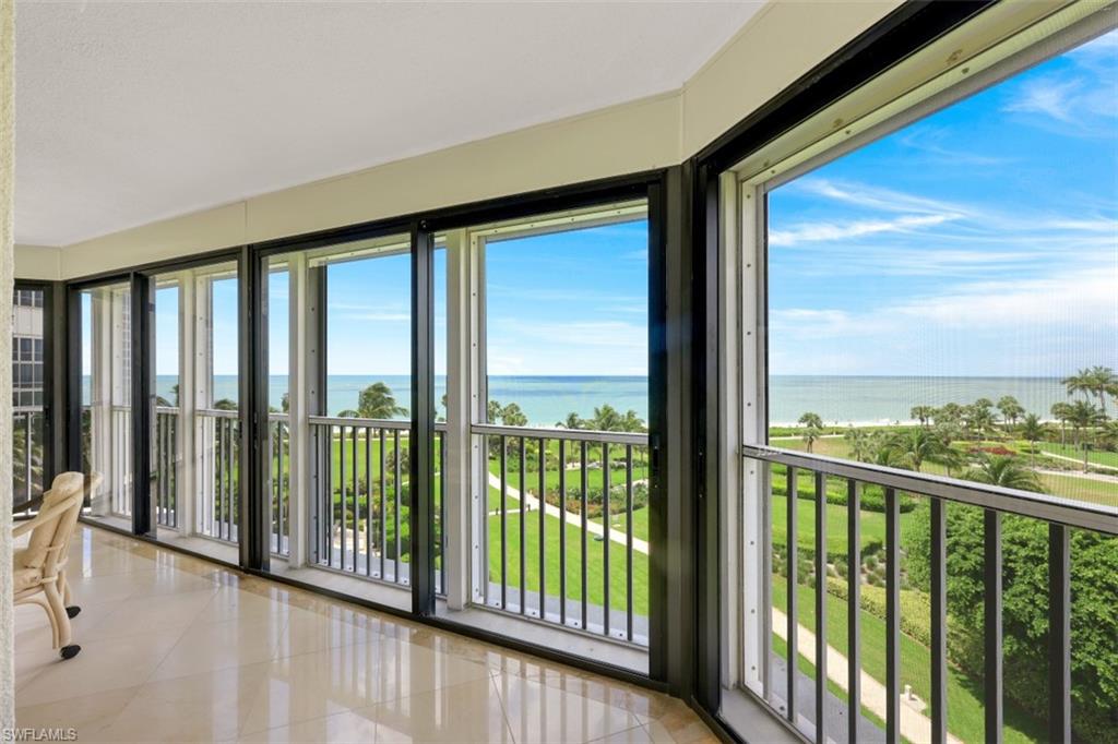 MONACO BEACH CLUB - Residential