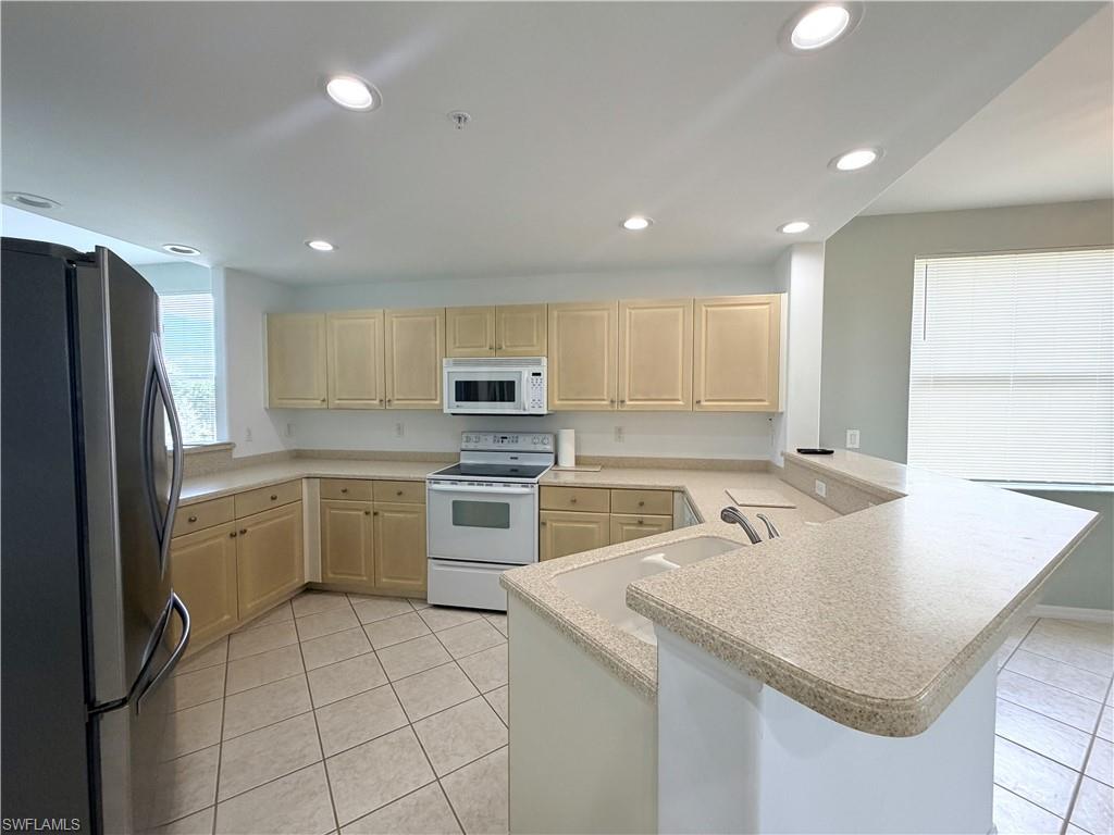 BANYAN TRACE - Residential Lease