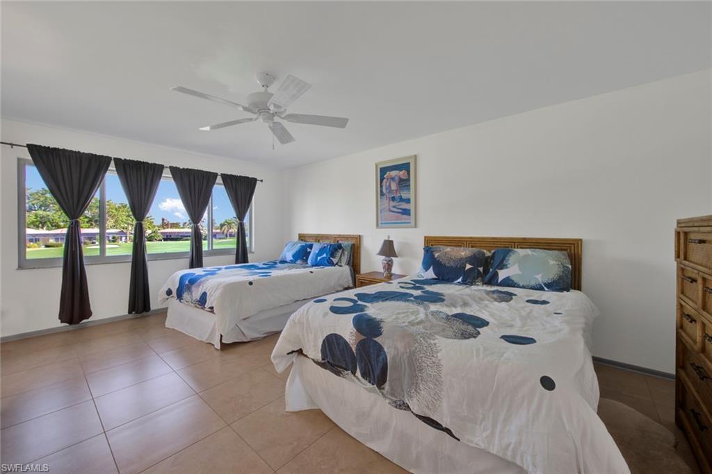 GLADES COUNTRY CLUB - Residential