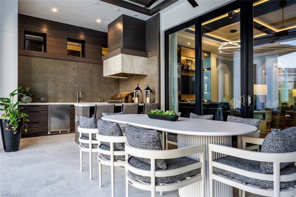 PARK SHORE - Residential