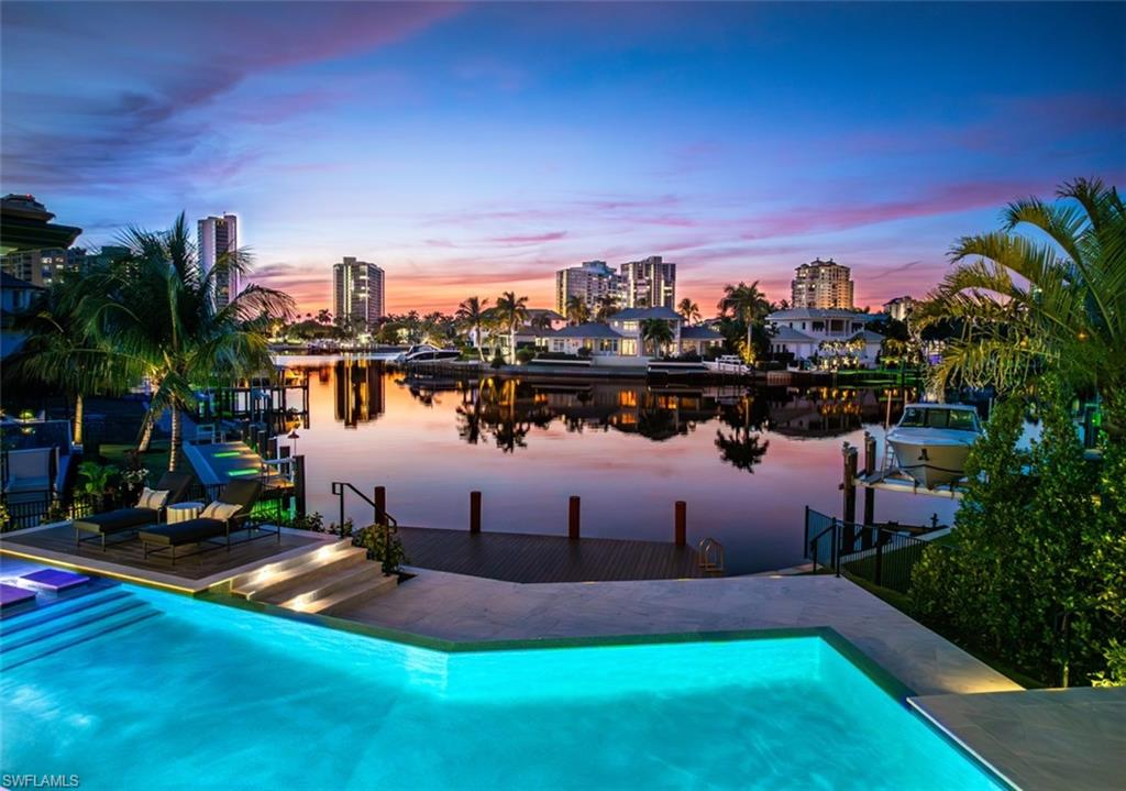 PARK SHORE - Residential