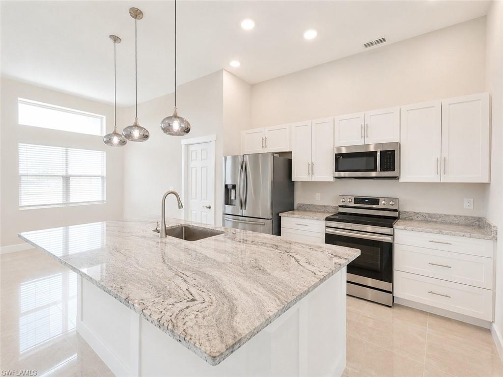 CAPE CORAL - Residential Lease