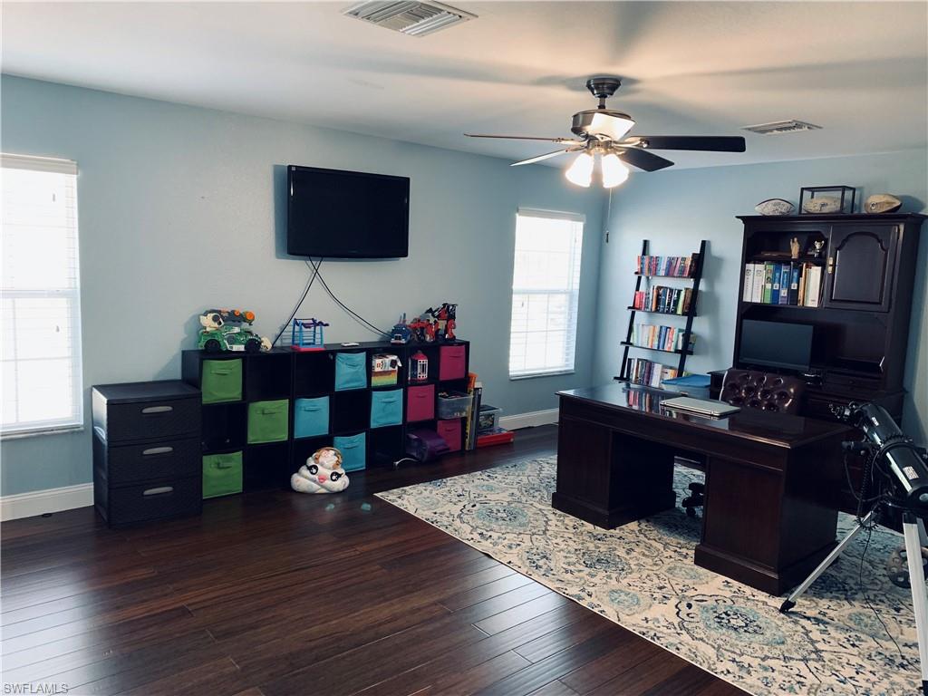 STONEYBROOK - Residential