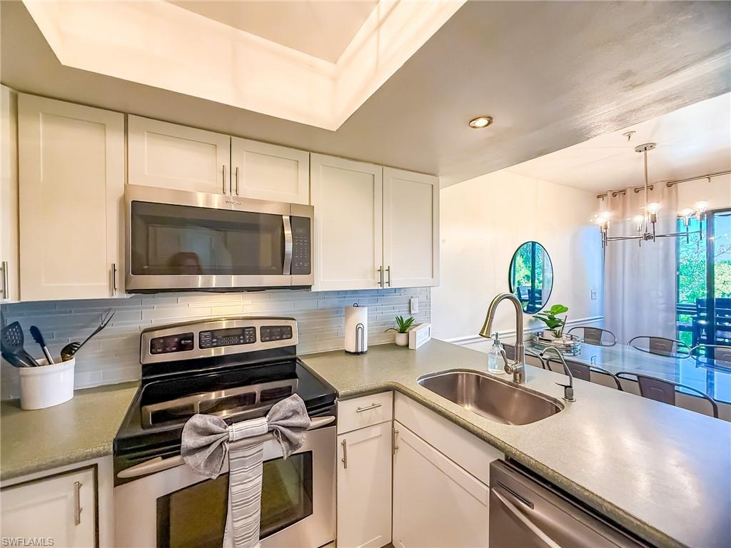 SAFETY HARBOR CLUB - Residential