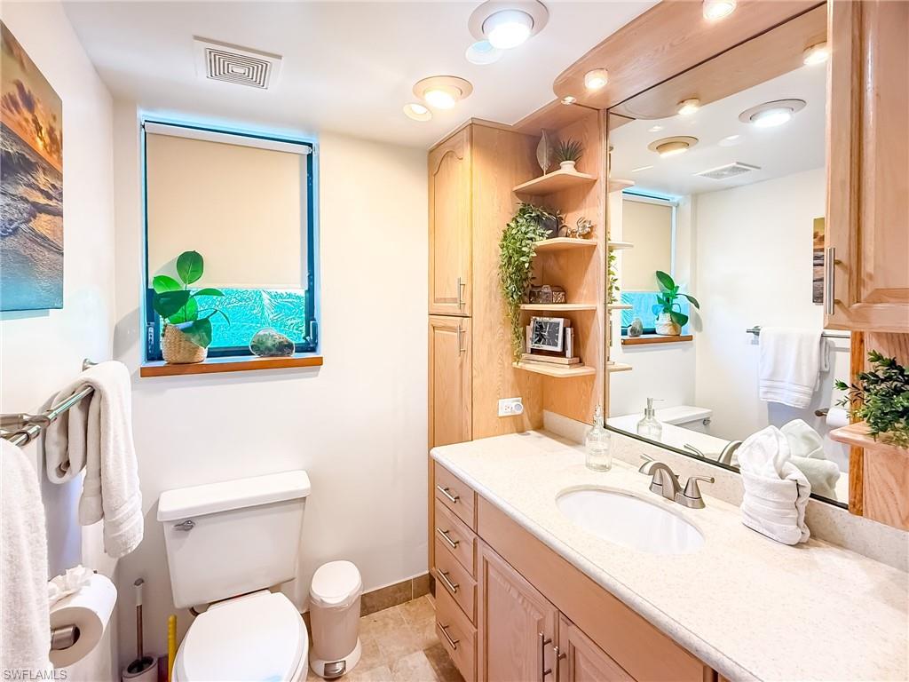 SAFETY HARBOR CLUB - Residential