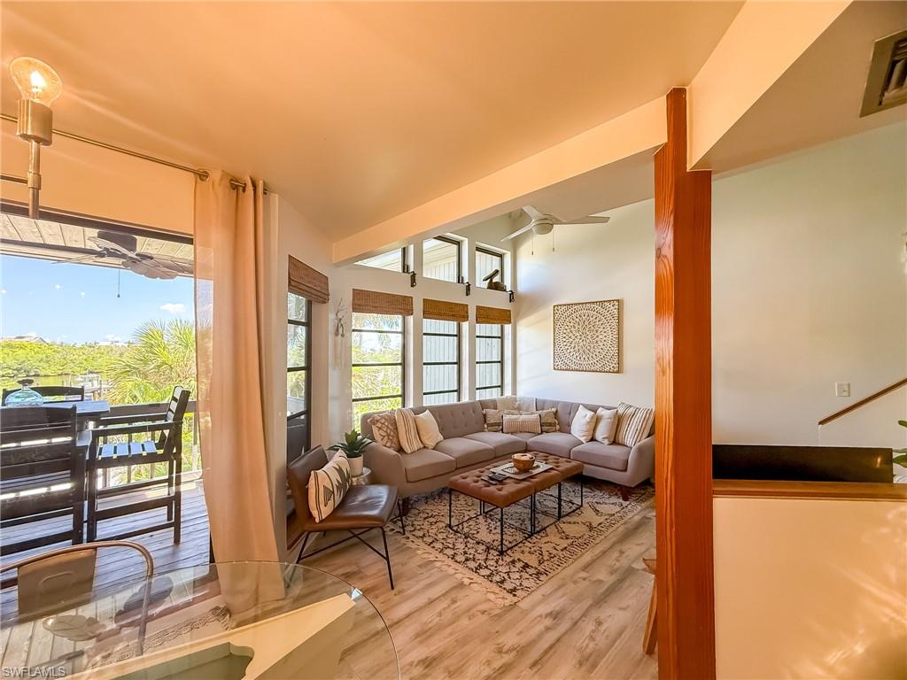 SAFETY HARBOR CLUB - Residential
