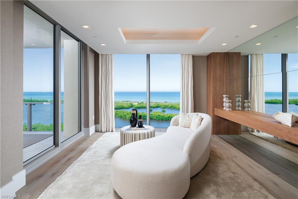 MYSTIQUE - Residential
