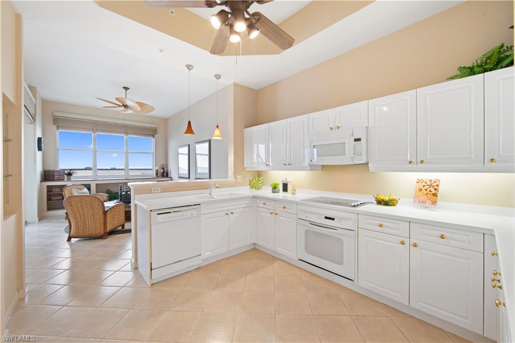 THE SHORES - Residential