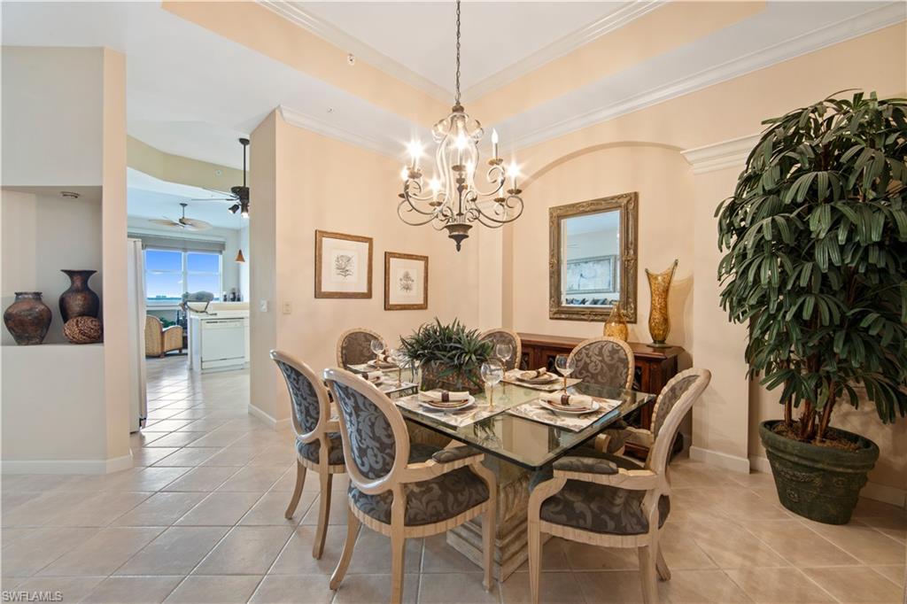 THE SHORES - Residential