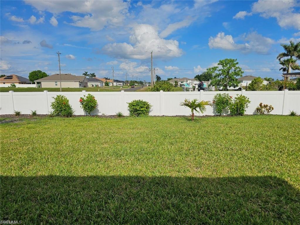 CAPE CORAL - Residential