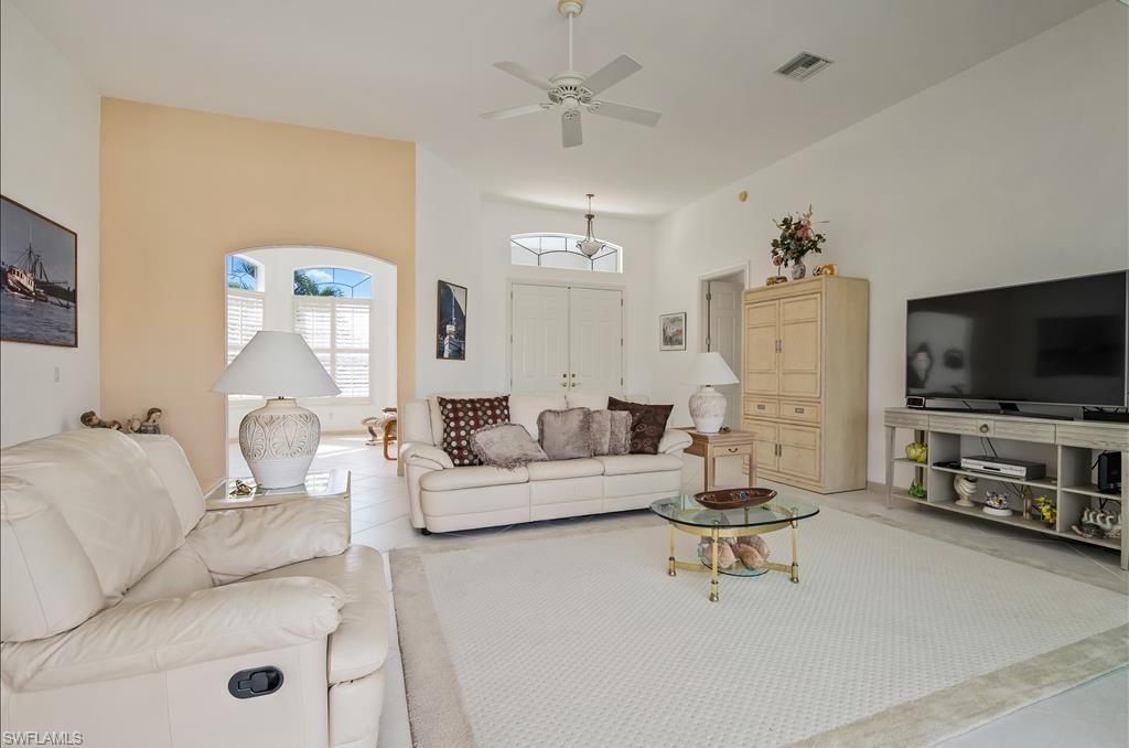 MARCO BEACH - Residential