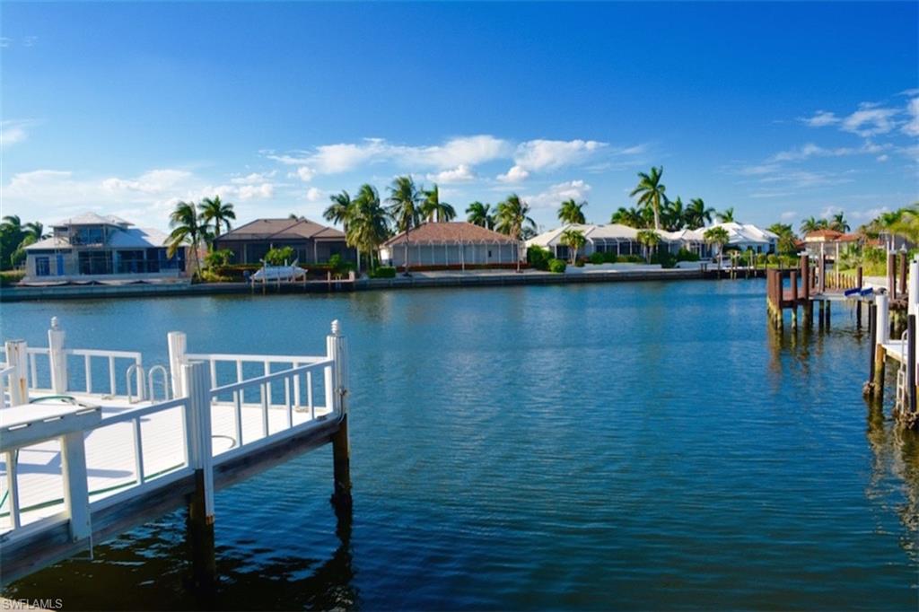MARCO BEACH - Residential