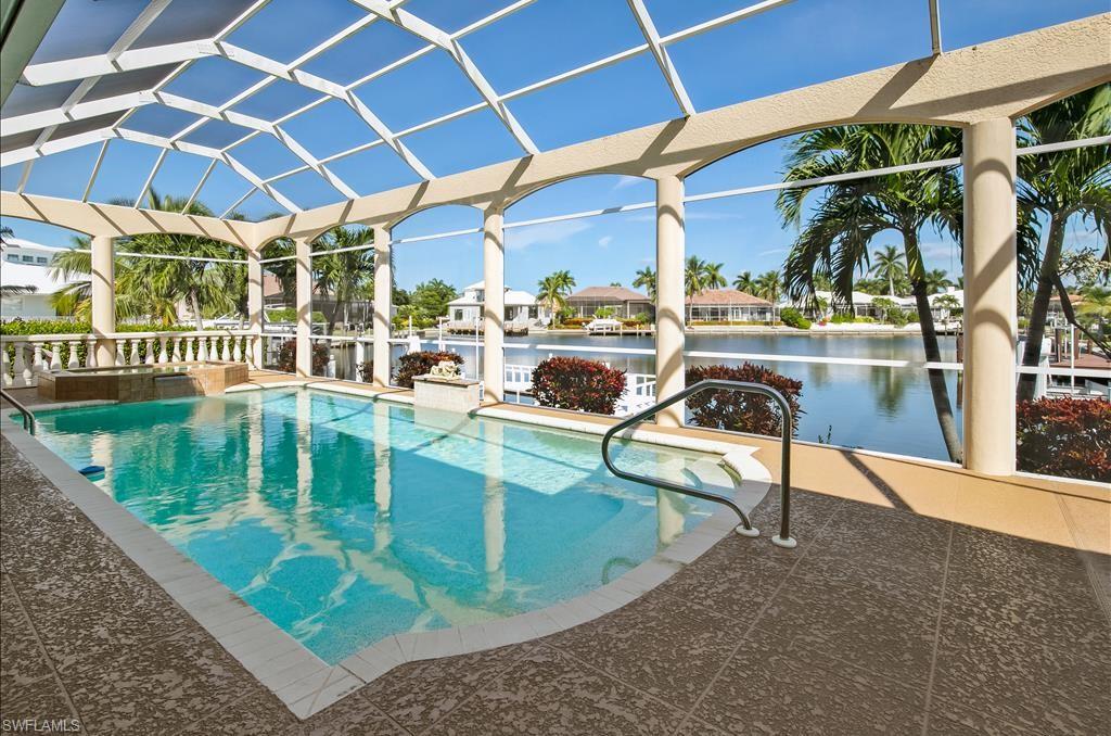 MARCO BEACH - Residential