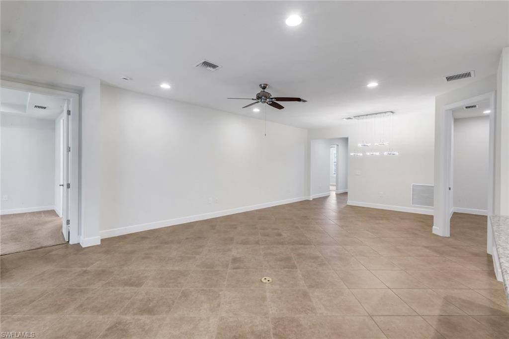 CAMDEN LAKES - Residential