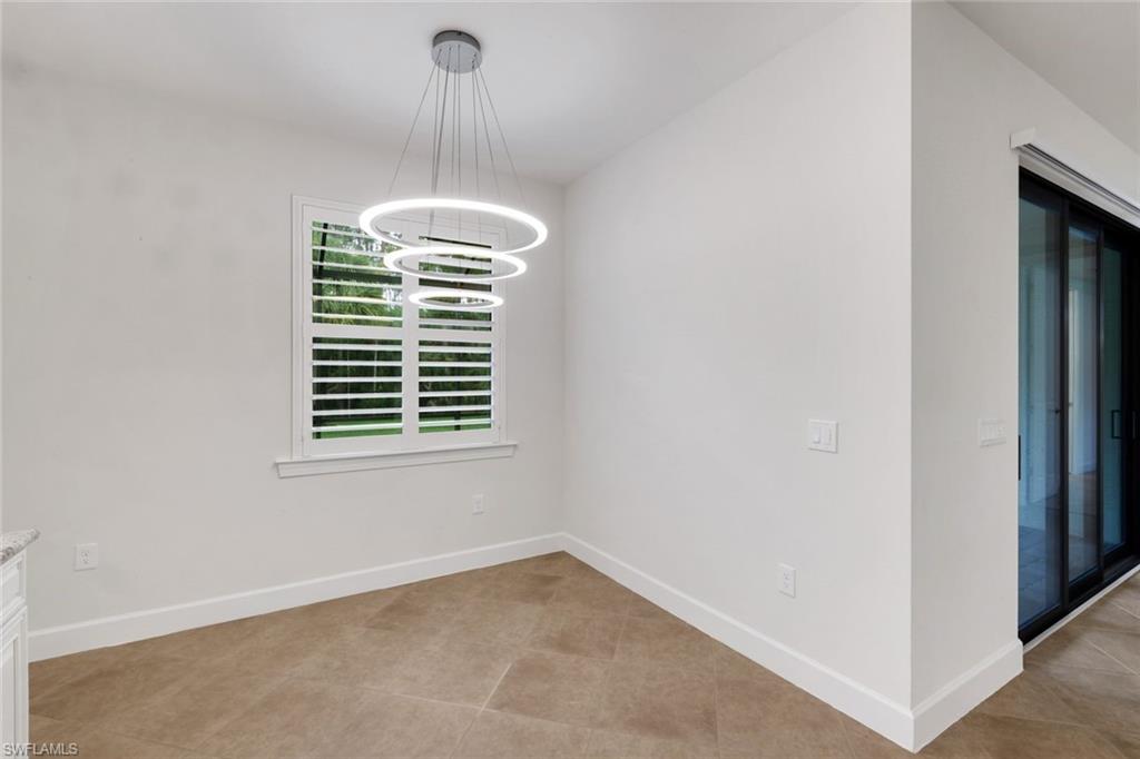 CAMDEN LAKES - Residential