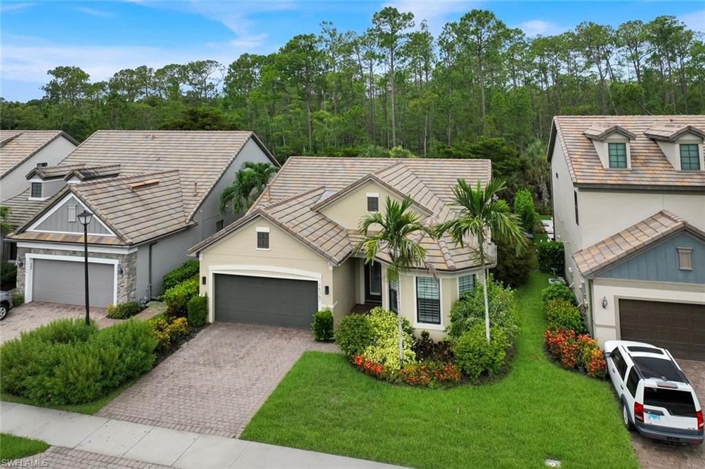 CAMDEN LAKES - Residential