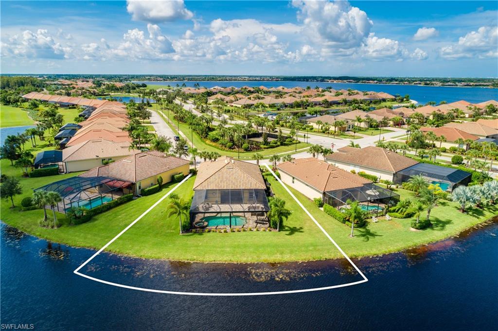 QUARRY SHORES - Residential