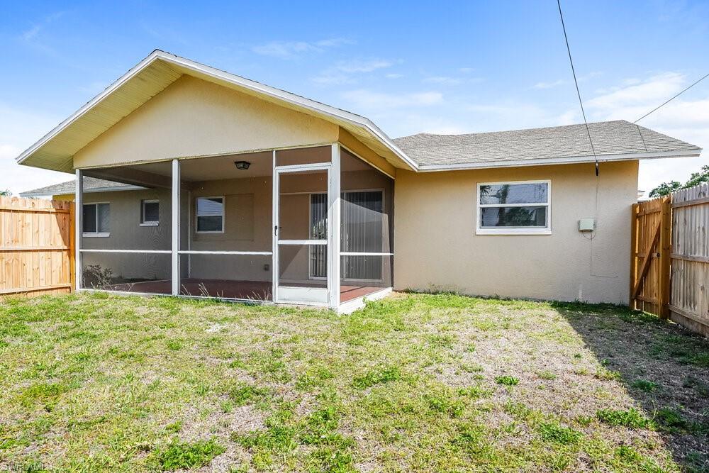 CAPE CORAL - Residential Lease