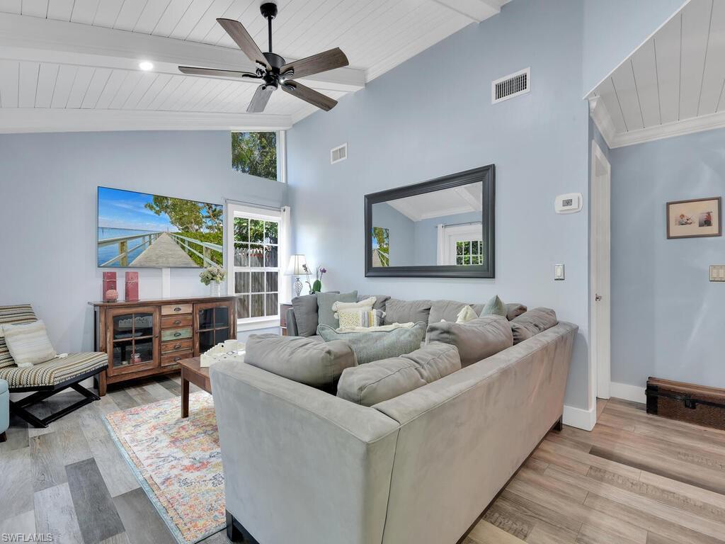 WESTLAKE - Residential