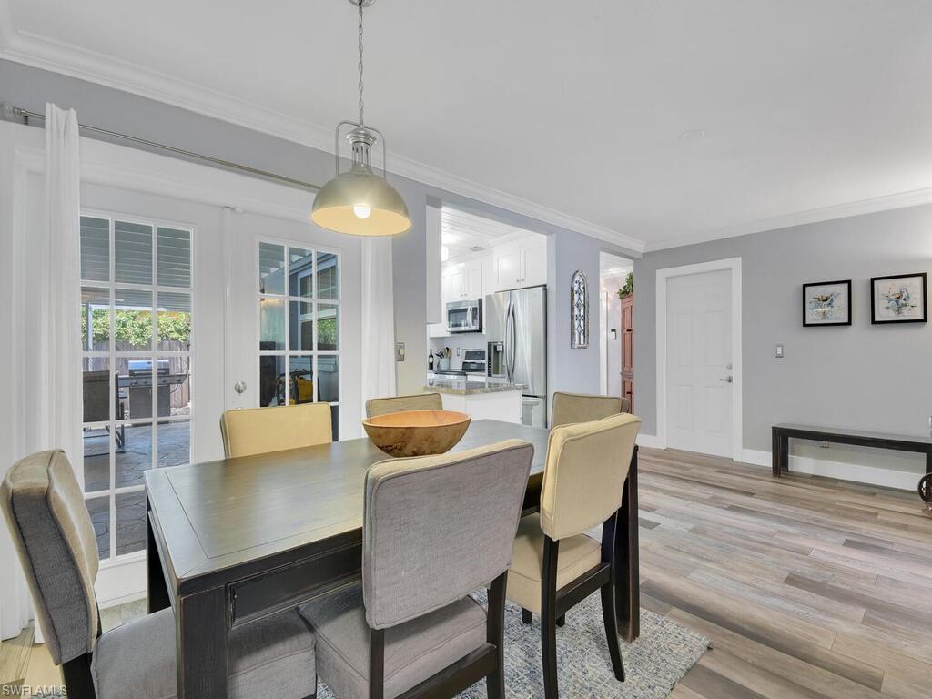 WESTLAKE - Residential