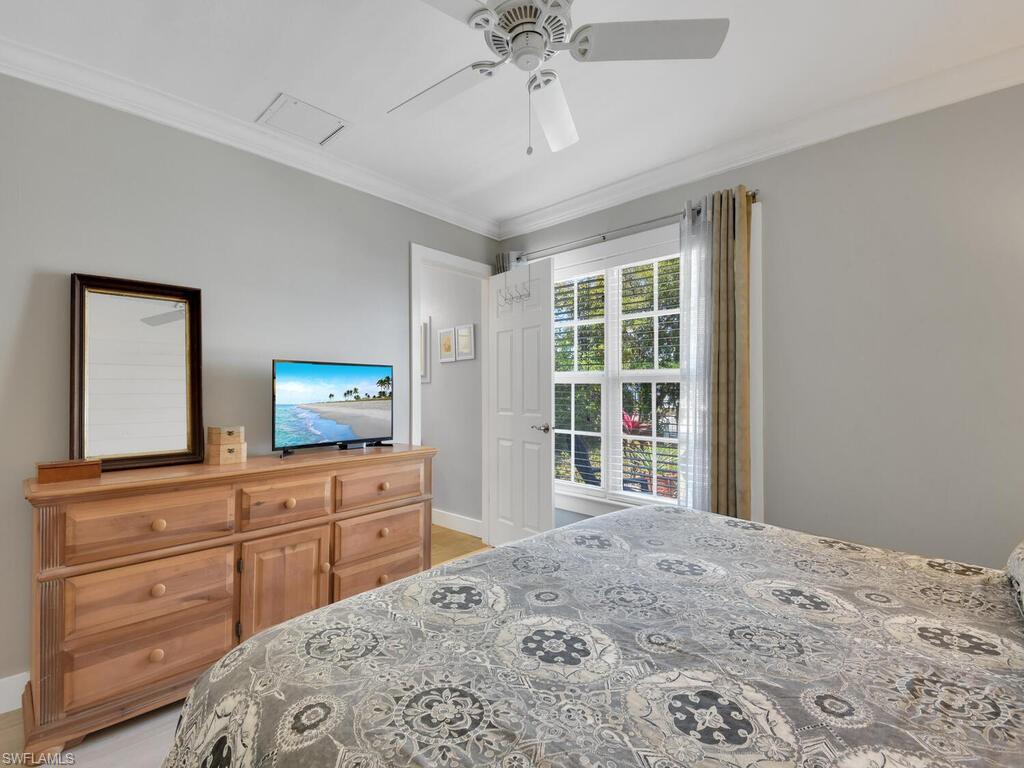 WESTLAKE - Residential
