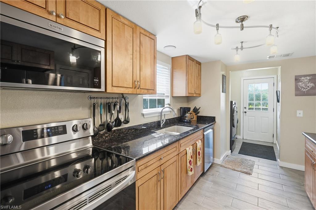 PORT CHARLOTTE - Residential