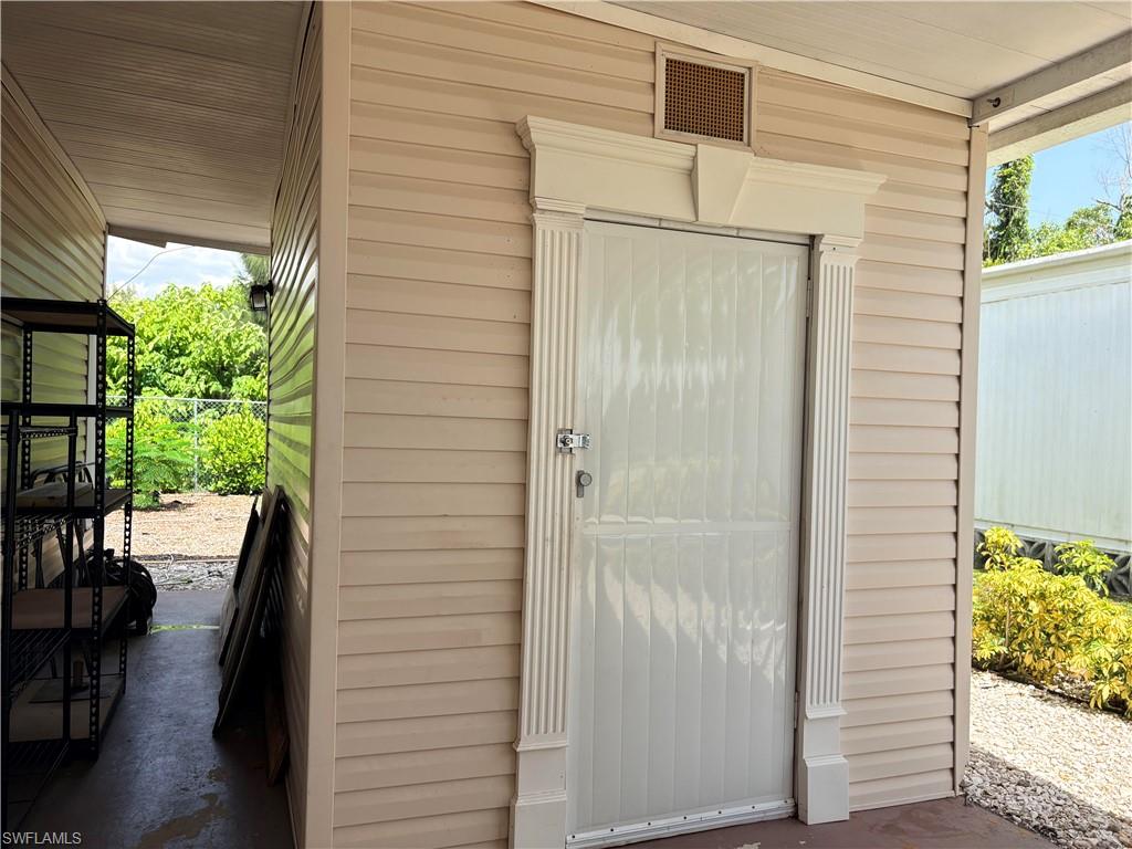LAUREL ESTATES MOBILE HOME VIL - Residential