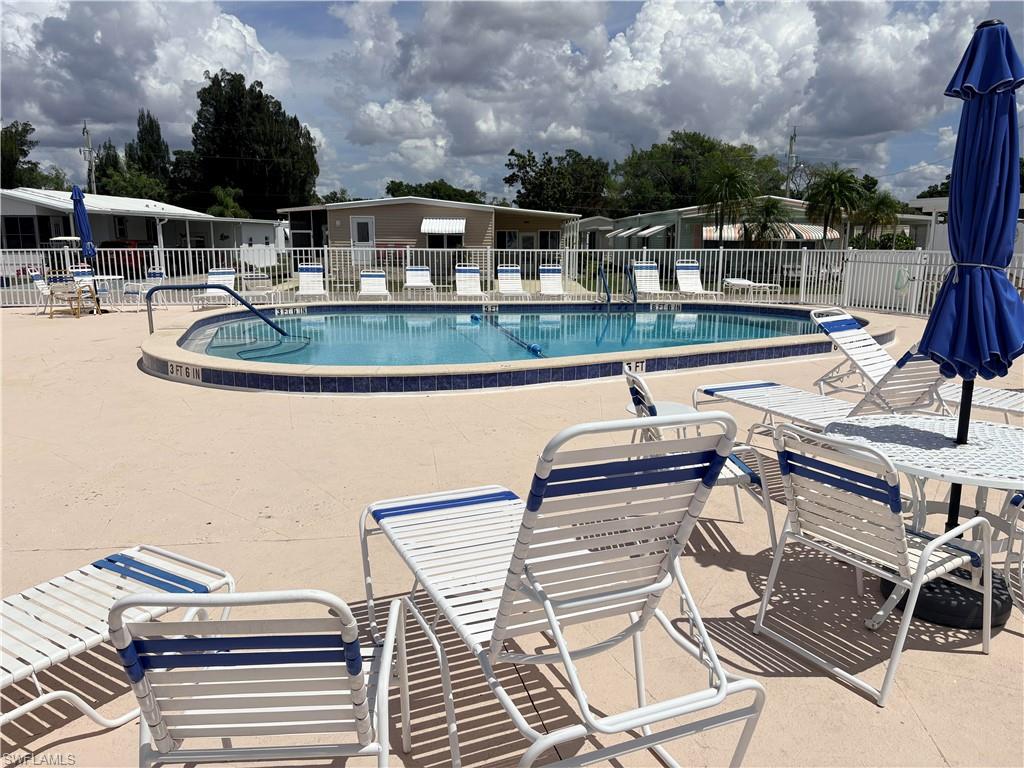 LAUREL ESTATES MOBILE HOME VIL - Residential