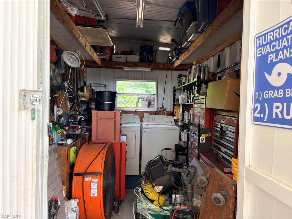 LAUREL ESTATES MOBILE HOME VIL - Residential