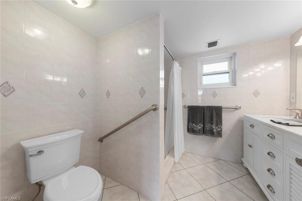 SEVEN LAKES - Residential