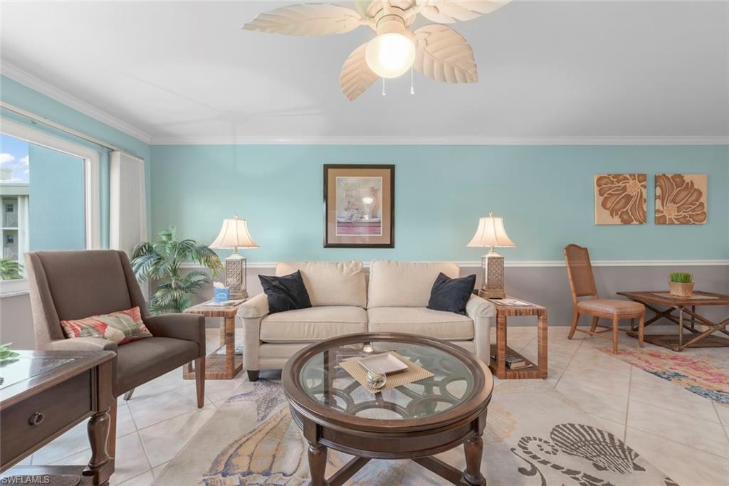 SEVEN LAKES - Residential