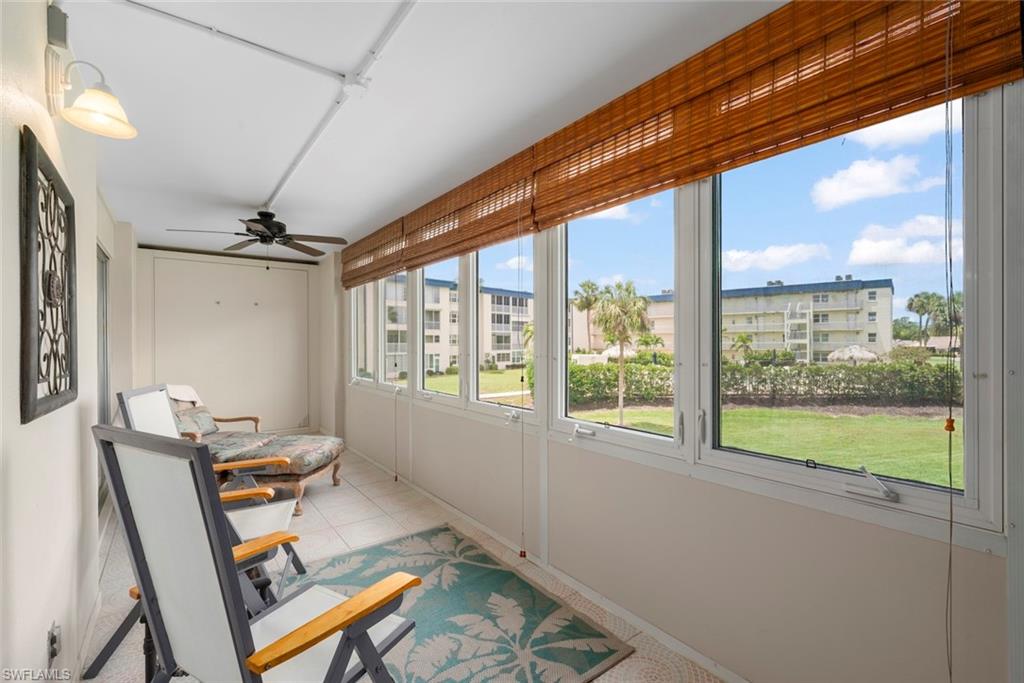 SEVEN LAKES - Residential