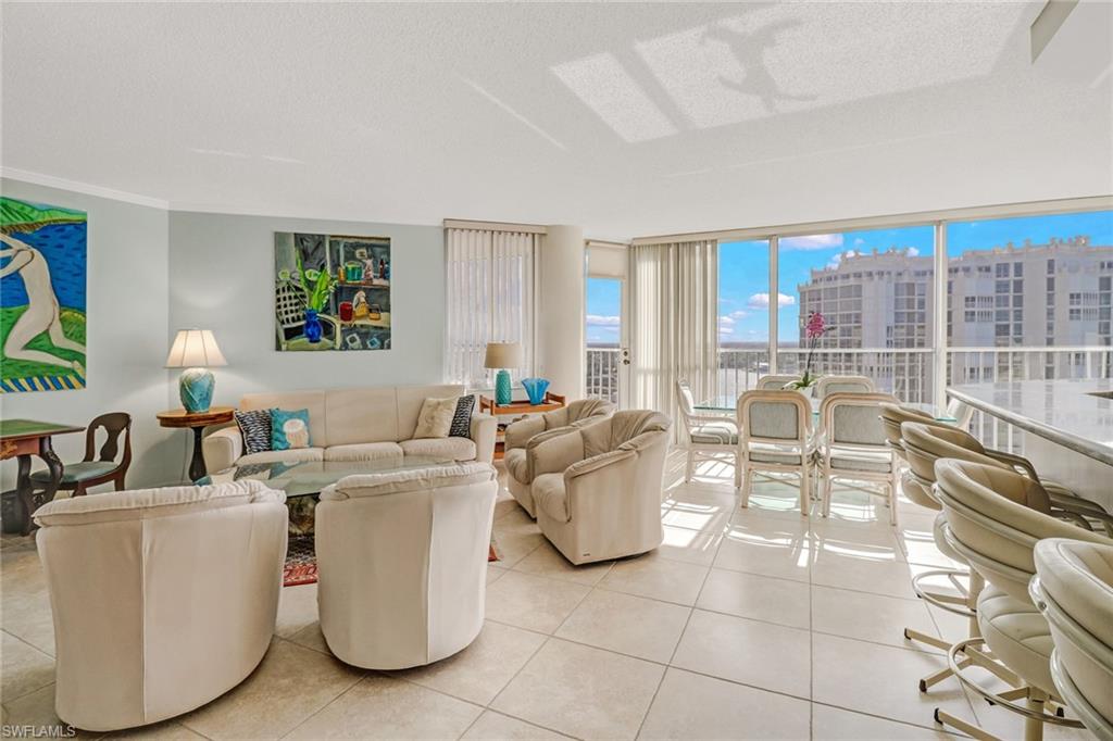 SAVOY - Residential Lease