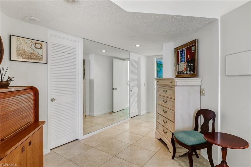 SAVOY - Residential Lease