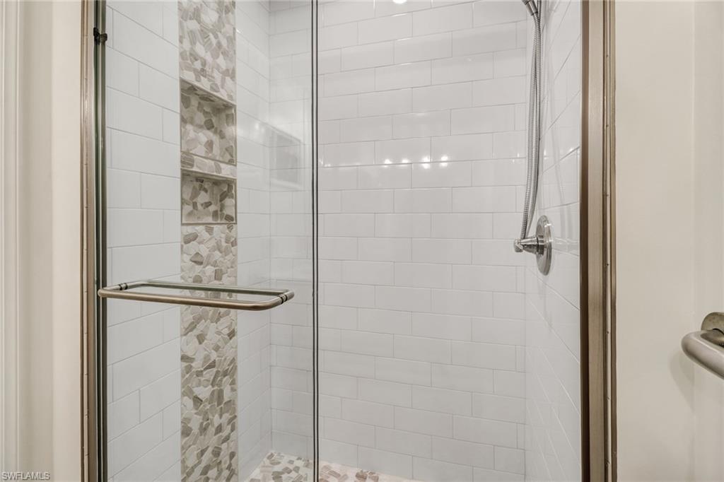 SAVOY - Residential Lease