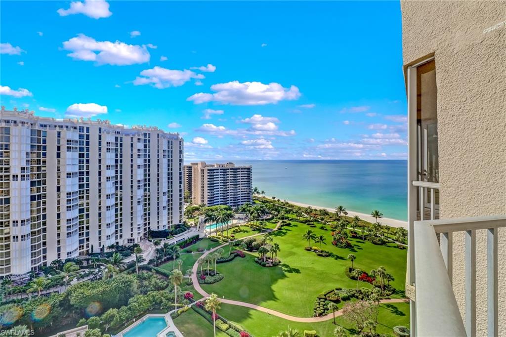 SAVOY - Residential Lease
