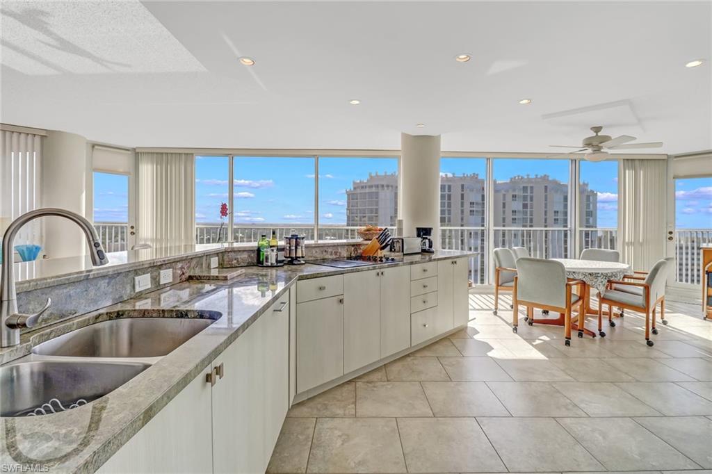 SAVOY - Residential Lease