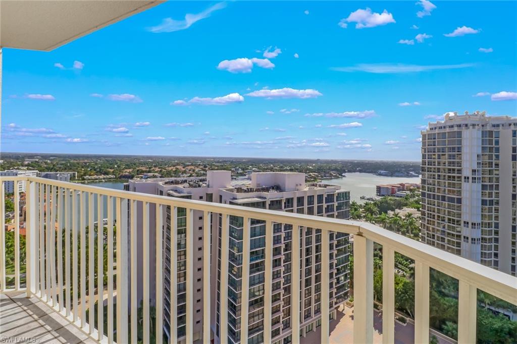 SAVOY - Residential Lease