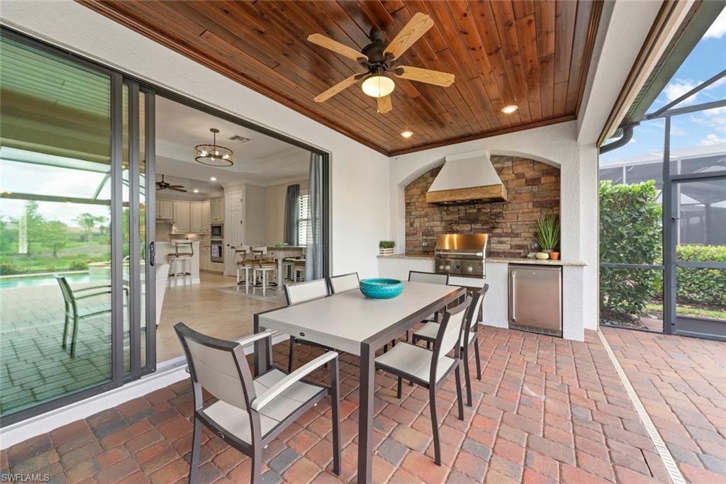 TWIN EAGLES - Residential